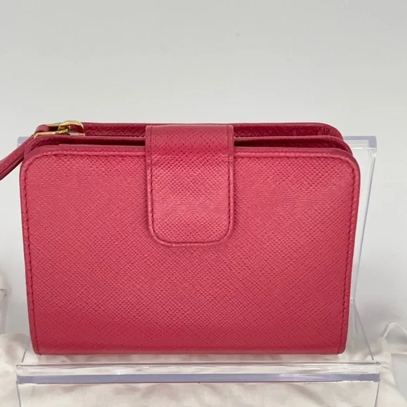 Prada Vibrant Pink Saffiano Leather Bifold Wallet Great Condotion w/Dust Bag - Picture 2 of 13